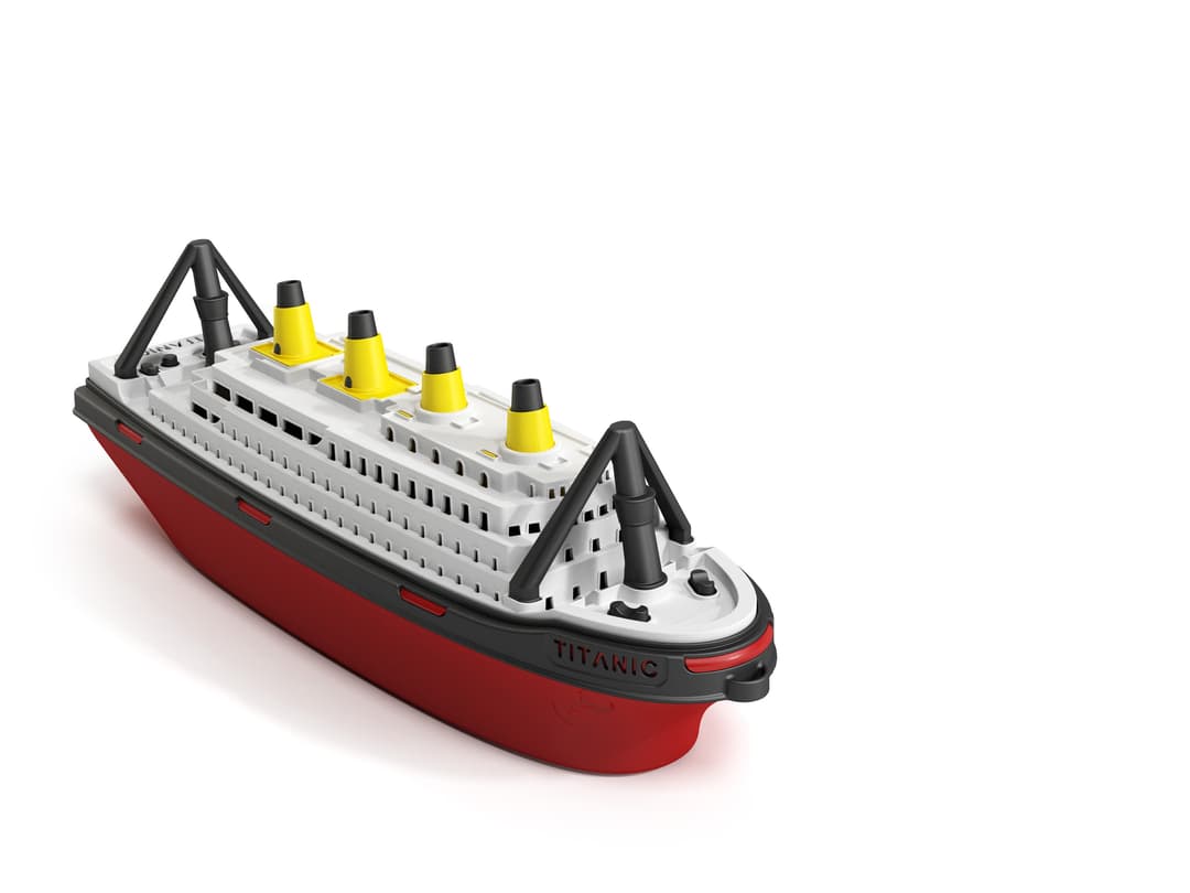Titanic  hajó 42 cm